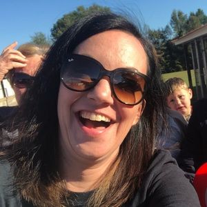 Meet your Posher, Dana